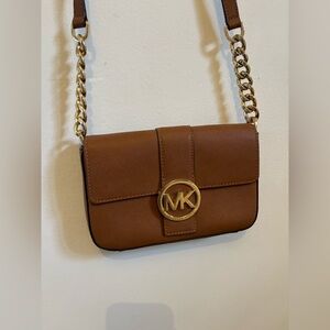 Michael Kors brown leather crossbody bag - Fulton Small Messenger